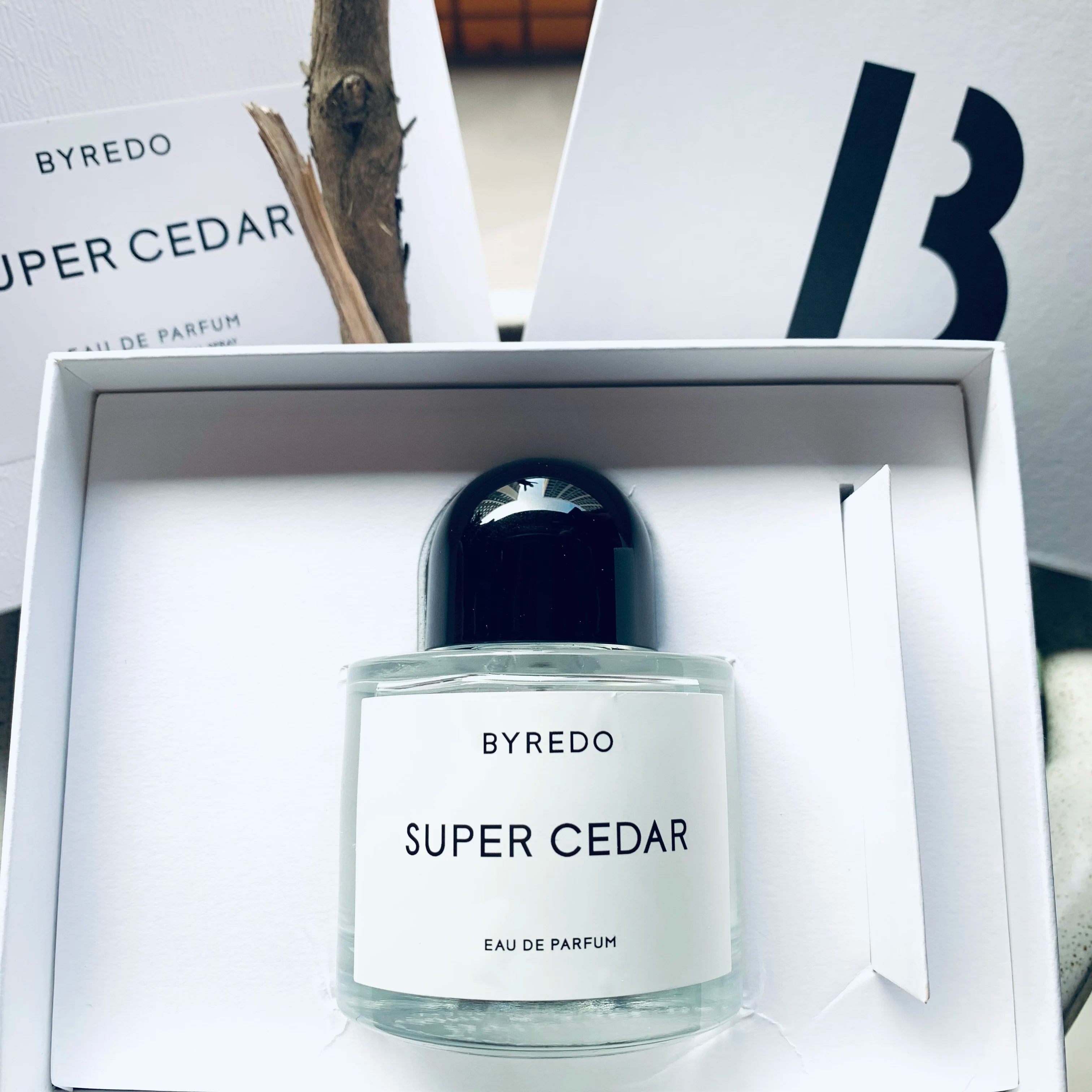 Byred.o Super Cedar Neutral Perfume - 3.4 oz EDP Spray, a woody floral scent that lasts and releases your unique charm, high-en